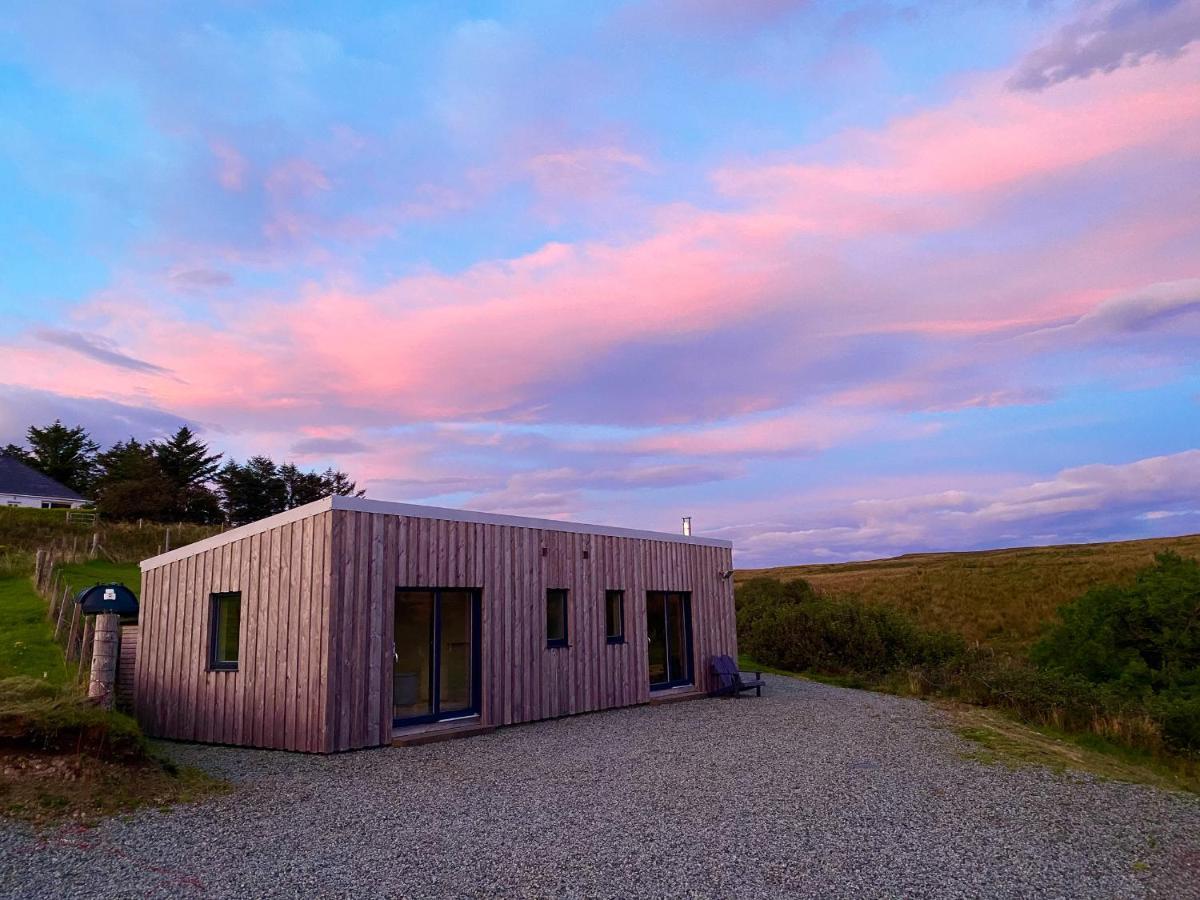 The Cabin Lonmore Екстериор снимка
